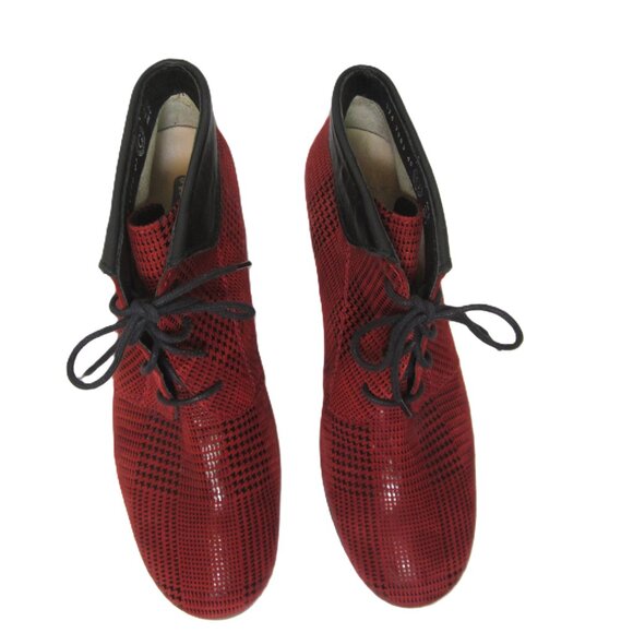 Wolky Size 40 US 9 Jacquerie Red Black Heeled Booties Boots Womens Plaid - Picture 6 of 10